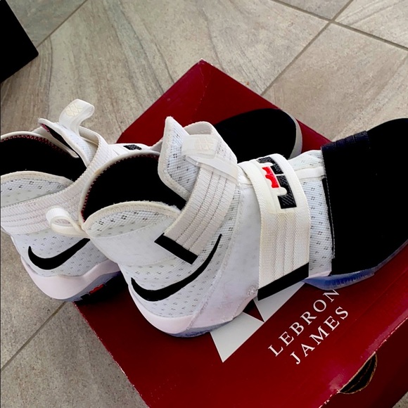 Lebron James Zoom Solider 10 Black Toe - Picture 3 of 6